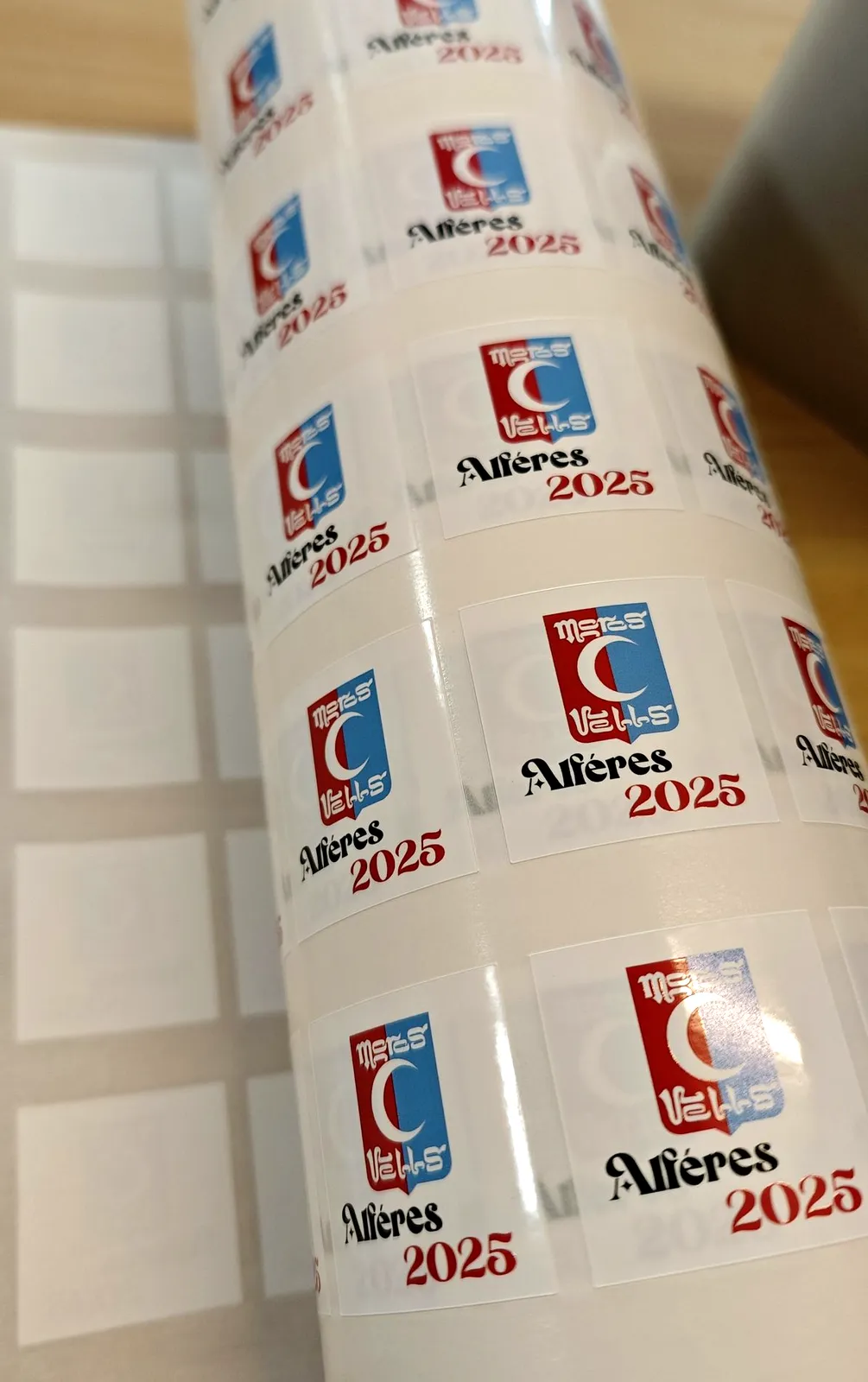 Etiquetas adhesivas en rollo para Moros Vells, Alférez 2025